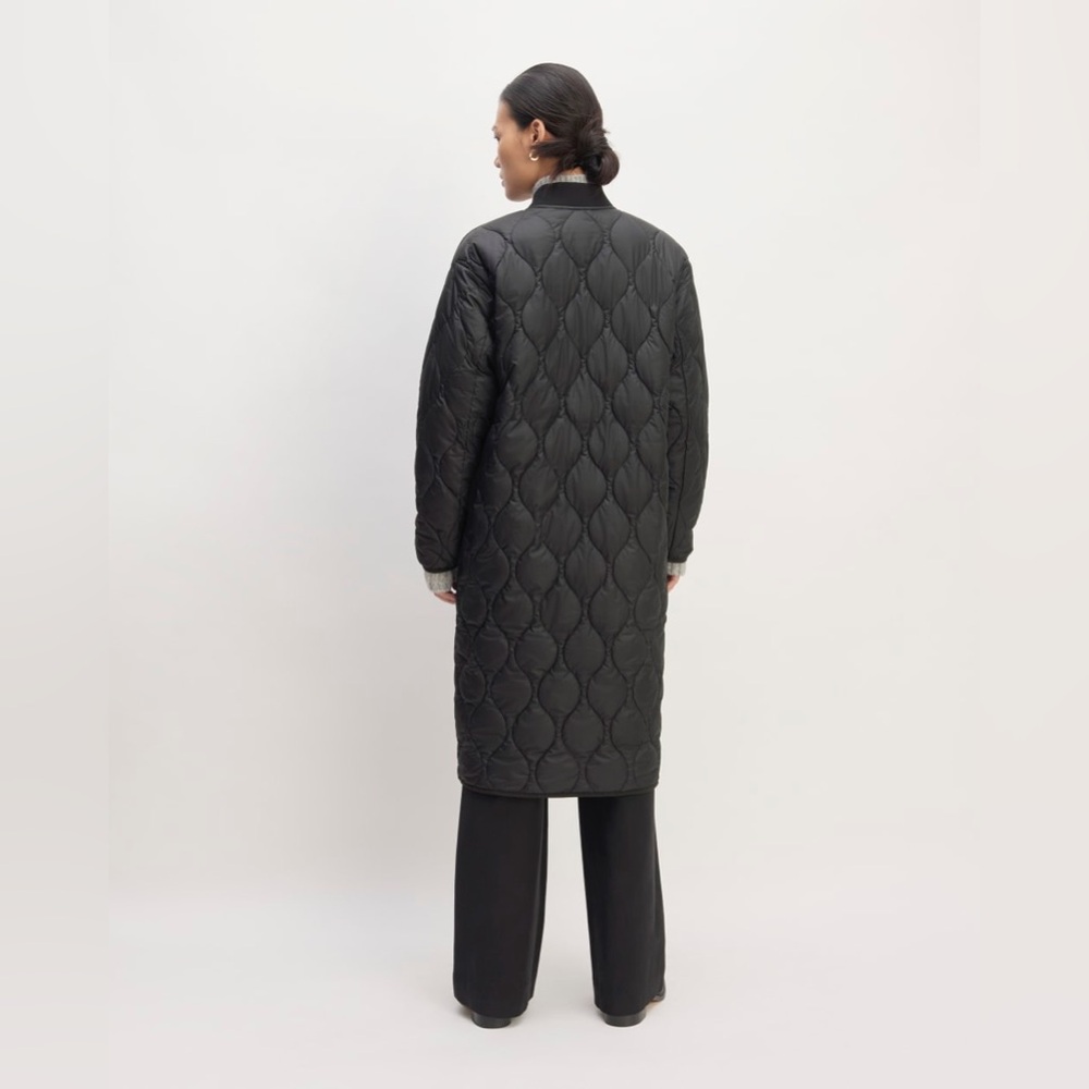 Everlane Renew Long Liner Coat in Black (M) - Picture 4 of 10